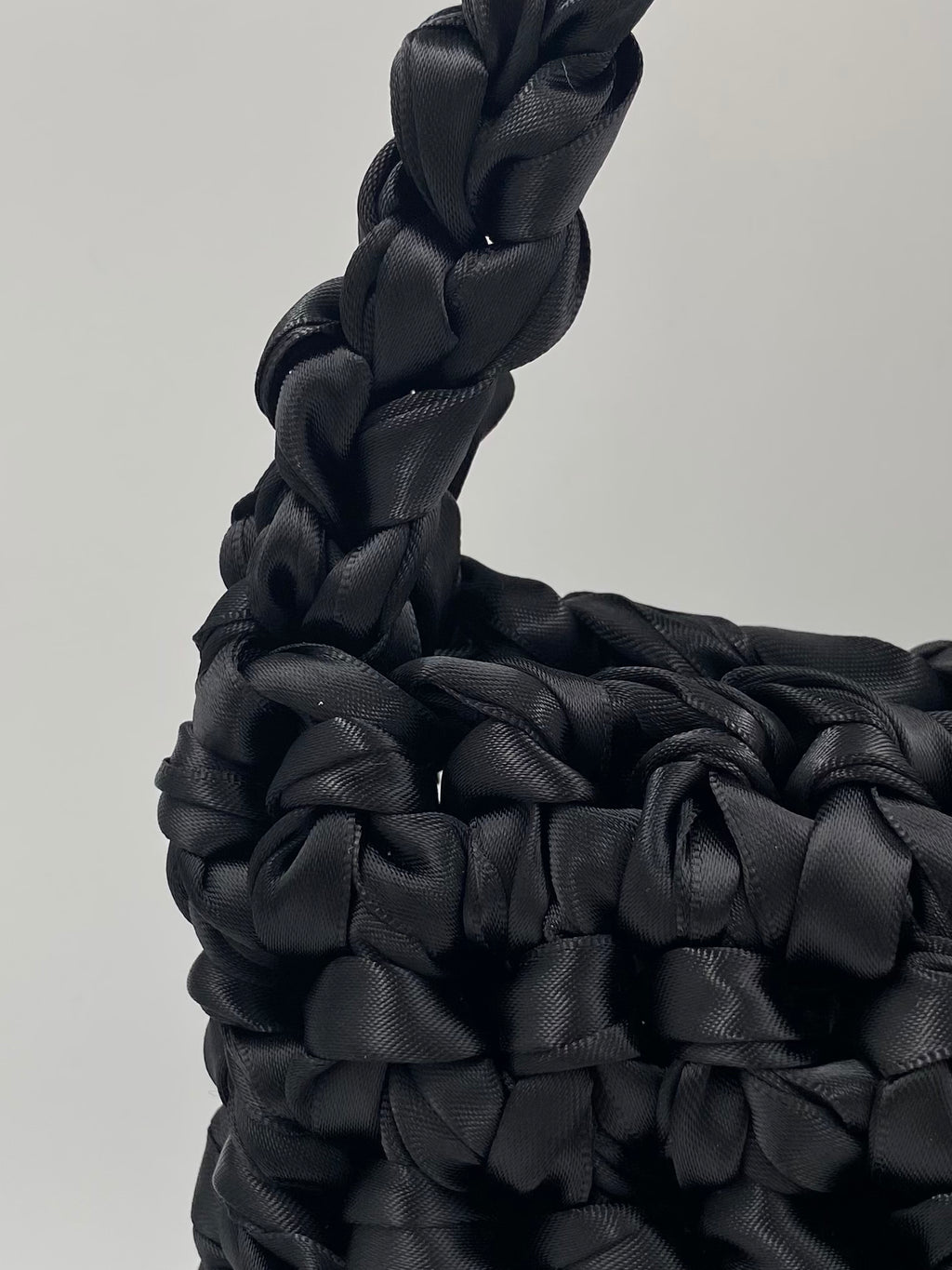 Classic Auri - Black Truffle